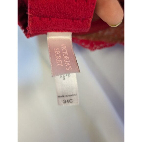 VINTAGE Victorias Secret 34C Red Lace Sheer Balconette Unlined Bra - Picture 3 of 3